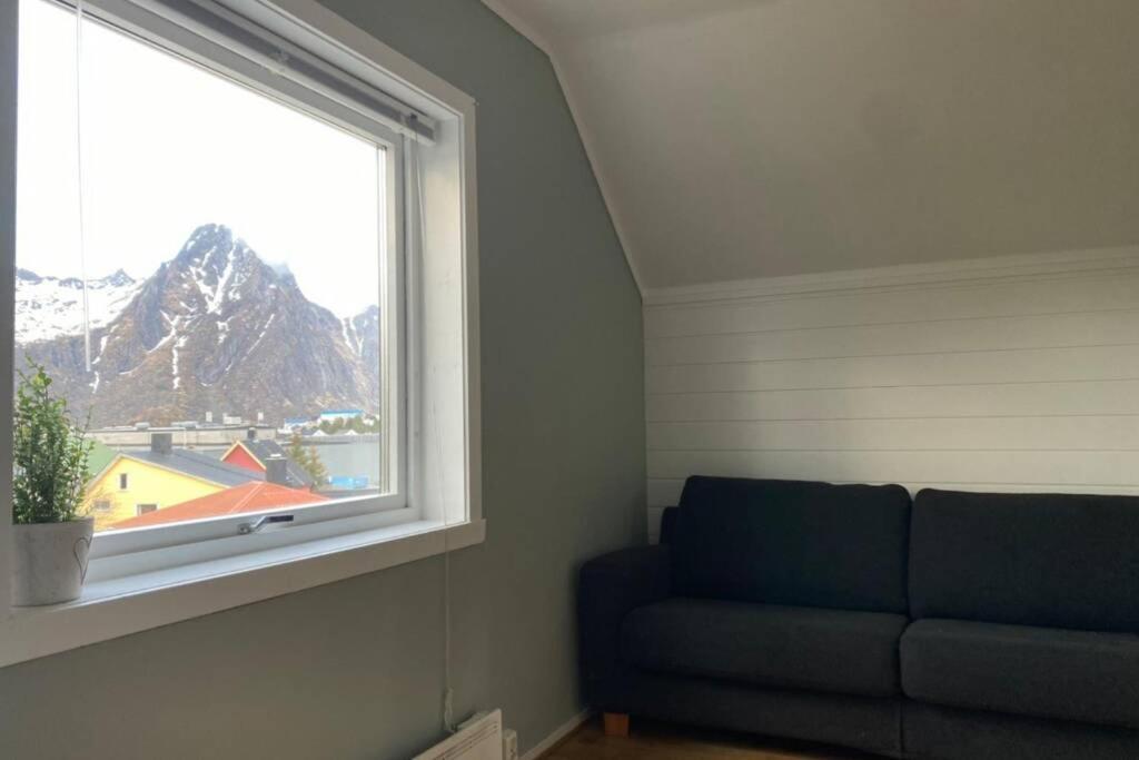 Koselig Leilighet Sentralt I Svolvaer Apartment Bagian luar foto